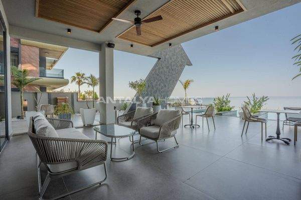 2-Bedroom Apartment in Alanya with Pool and Gym Access