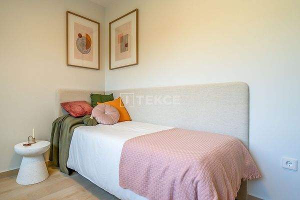 Elegant Villas with Pools in Vistabella Golf Resort