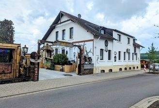 Frontansicht seitlich li..jpg