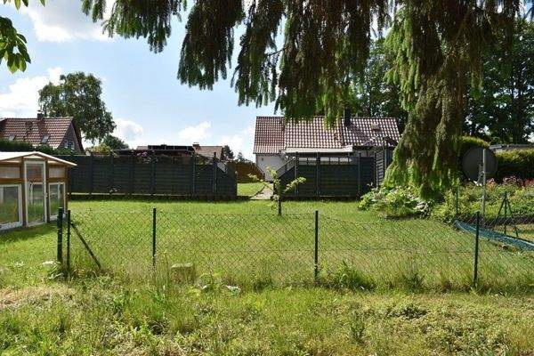 Blick auf das Grundstück