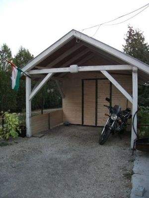 thumbnail_Kocsibeálló