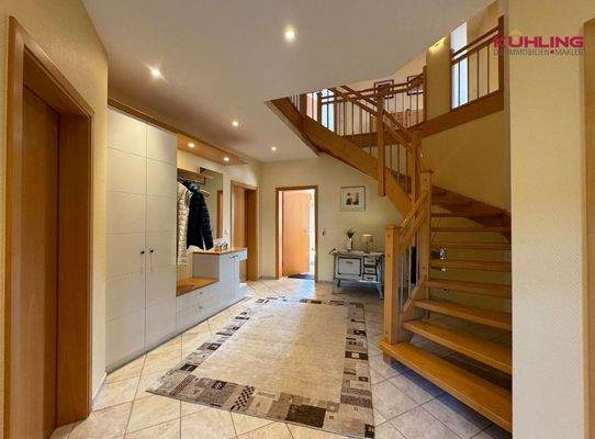 Dielenbereich mit Aufgang zum Obergeschoss