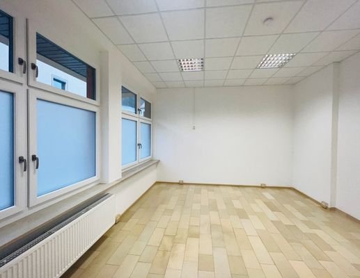 Büro / Behandlungsraum 1