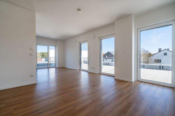 2025-03-21KinglineRealEstateFotosHemhofenNeubau-27