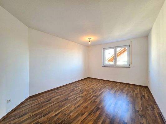 Schlafzimmer mit Laminat