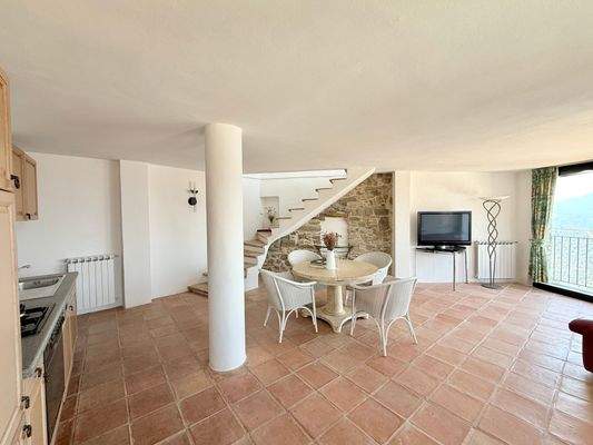 PE1005_09_TERRA ITALIA IMMOBILIEN_REAL ESTATE_PERI