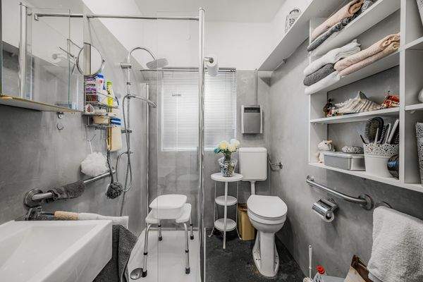 Badezimmer Erdgeschoss