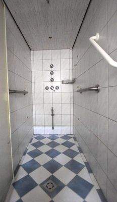 Zweitdusche im Keller
