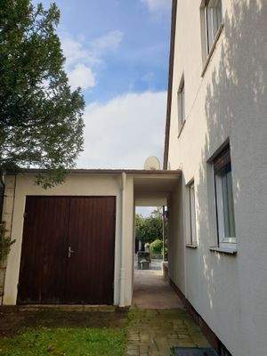 Garagenzugang von hinten