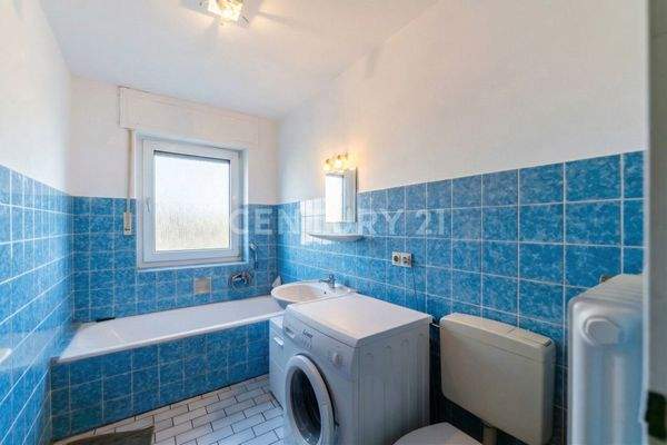 Badewanne & Waschmaschinenanschluss