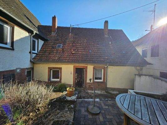 Terrasse mit Grünfläche