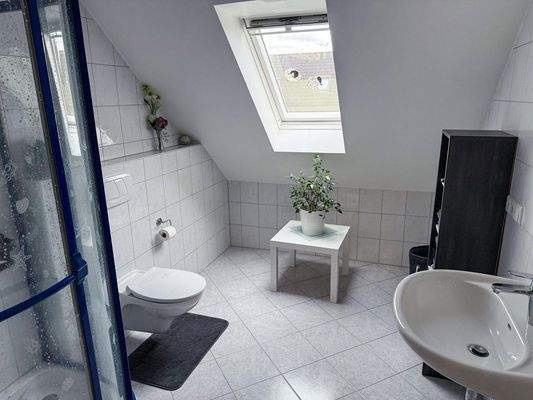 Badezimmer 2. OG