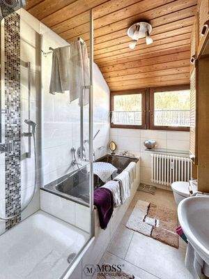 Badezimmer 2.OG