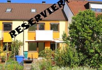 Südseitenansicht vom Garten