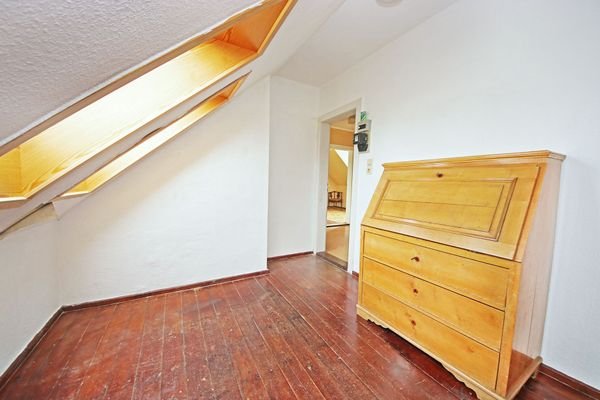 kleines Zimmer im DG
