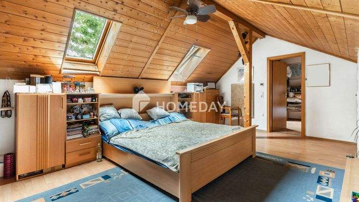 1. OG Elternschlafzimmer 1