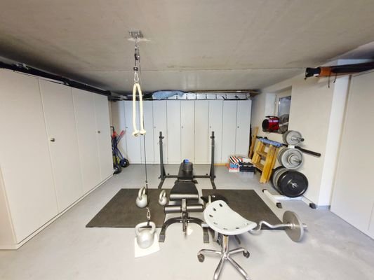 geteilter Raum: eine Seite Fitness UG