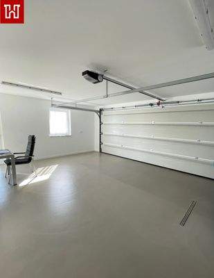 .. große Fläche im EG !