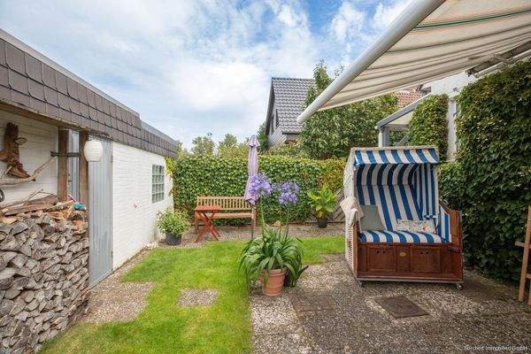 Terrasse mit Markise