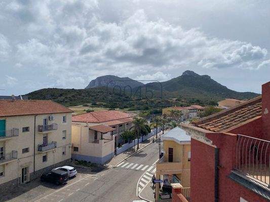 Penthouse mit Panoramaterrasse und atemberaubendem Meerblick in Golfo Aranci 