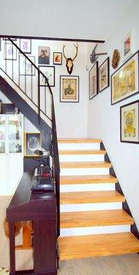 Aufgang ins OG Künstler