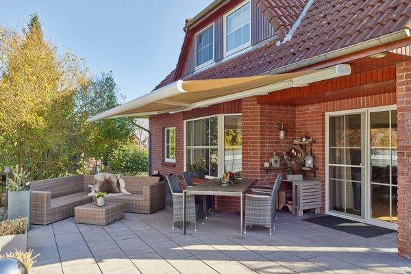 Terrasse mit Markise