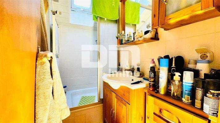 WE3 DG Badezimmer / Dusche