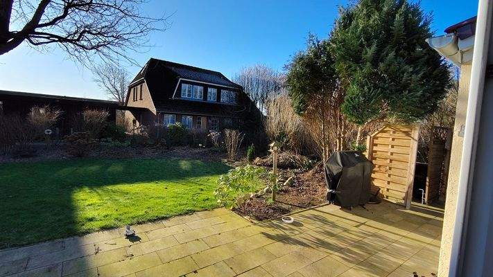 Blick von der Terrasse / 