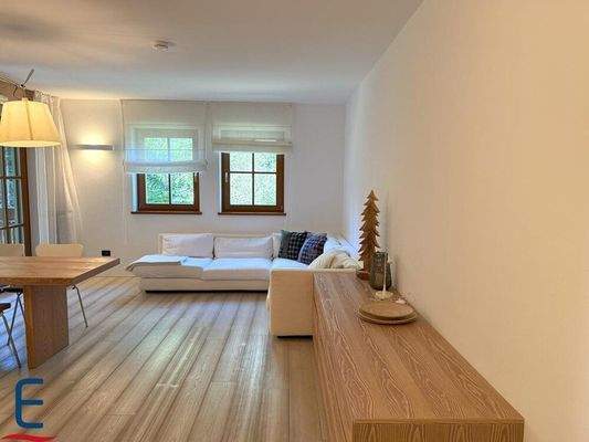 großzügiger Wohn-Essbereich