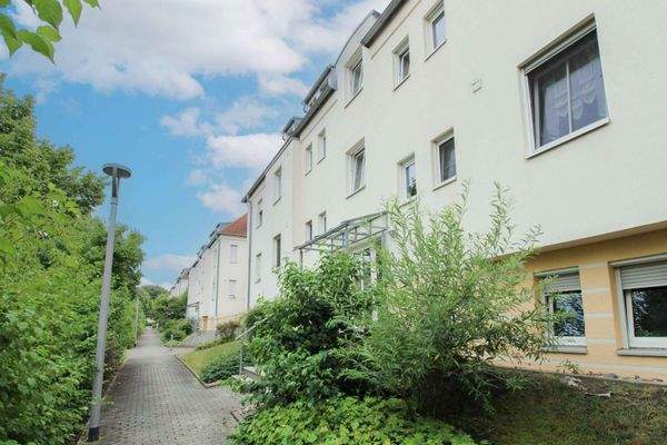 Hausansicht straßenseitig 04