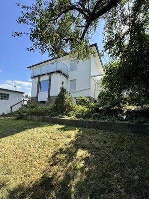 Haus und Gartenansicht 