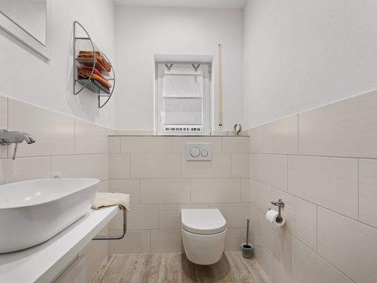 Erdgeschoss - Gästetoilette