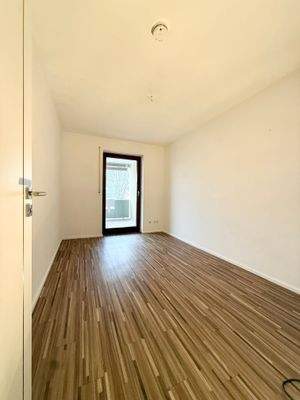 Kinderzimmer / Büro 