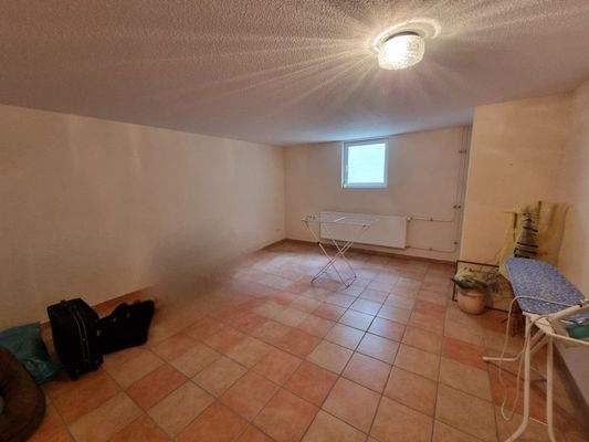 wohnlicher Hobbyraum KG