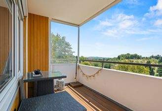 Sonniger Balkon