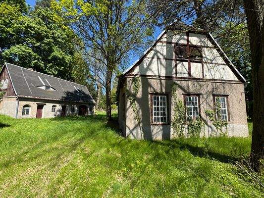 Bergchmiede und Zeughaus