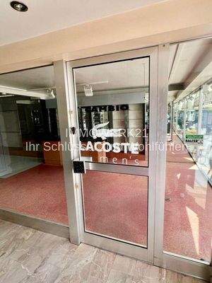 Eingang Ladenlokal