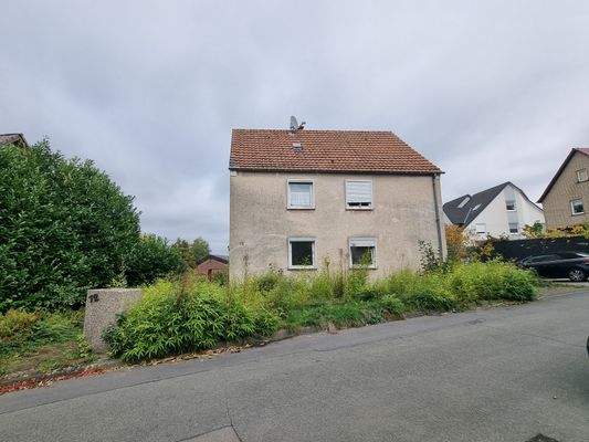 Altimmobilie zum Abriss.jpg