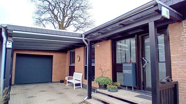 Blick Eingang Garage.jpg