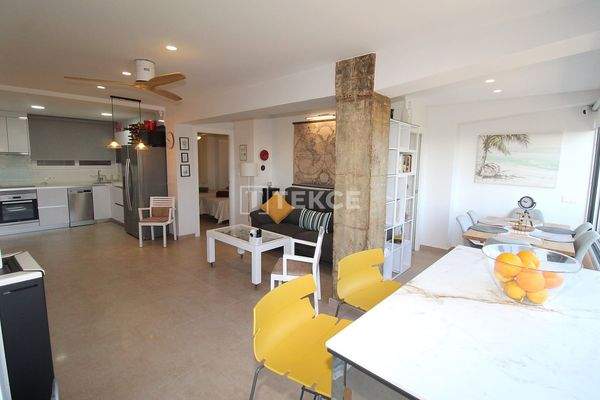 Sea-View Apartment Near the Beach in Punta Prima Alicante