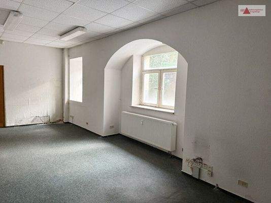 Freie Gewerbefläche EG