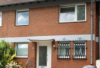 Front Straßenansicht