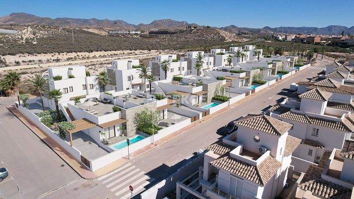 New Semi-Detached Villas with Solarium in Puerto de Mazarrón