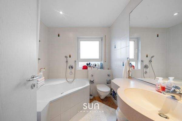 TAGESLICHTBADEZIMMER