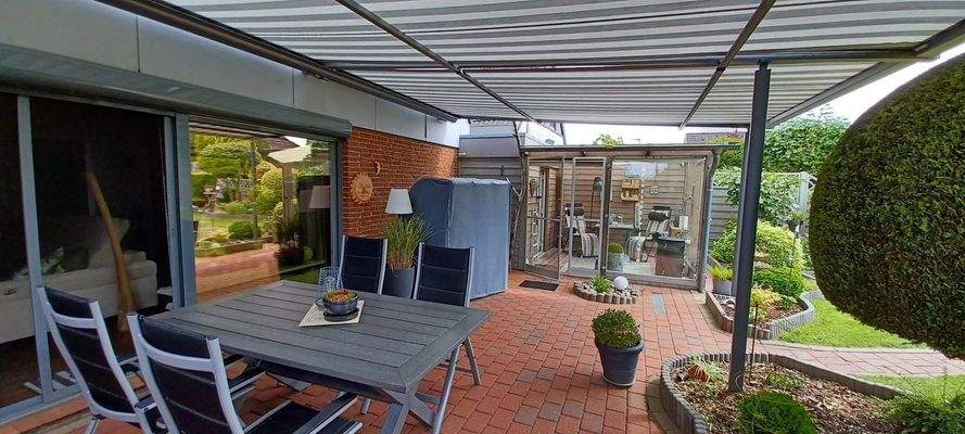 überdachte Terrasse