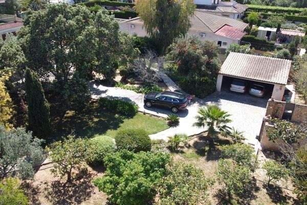 Grundstück und Garten