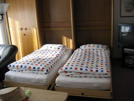 ...zwei Schrankbetten