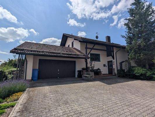 Ansicht von Norden mit Eingangsbereich