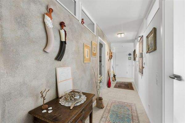 Flur zum Wohnungseingang