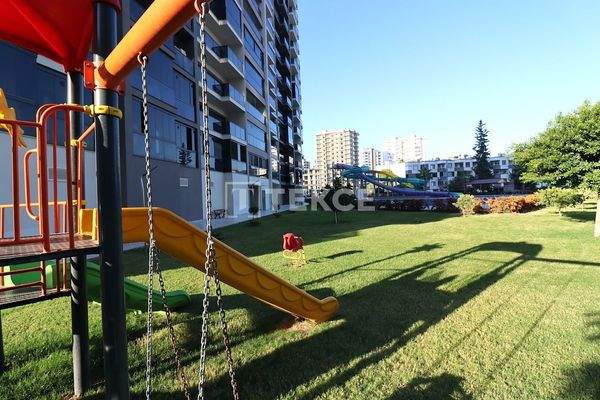 Apartment in Sunflower 3 Project 100 M from the Sea in Mersin